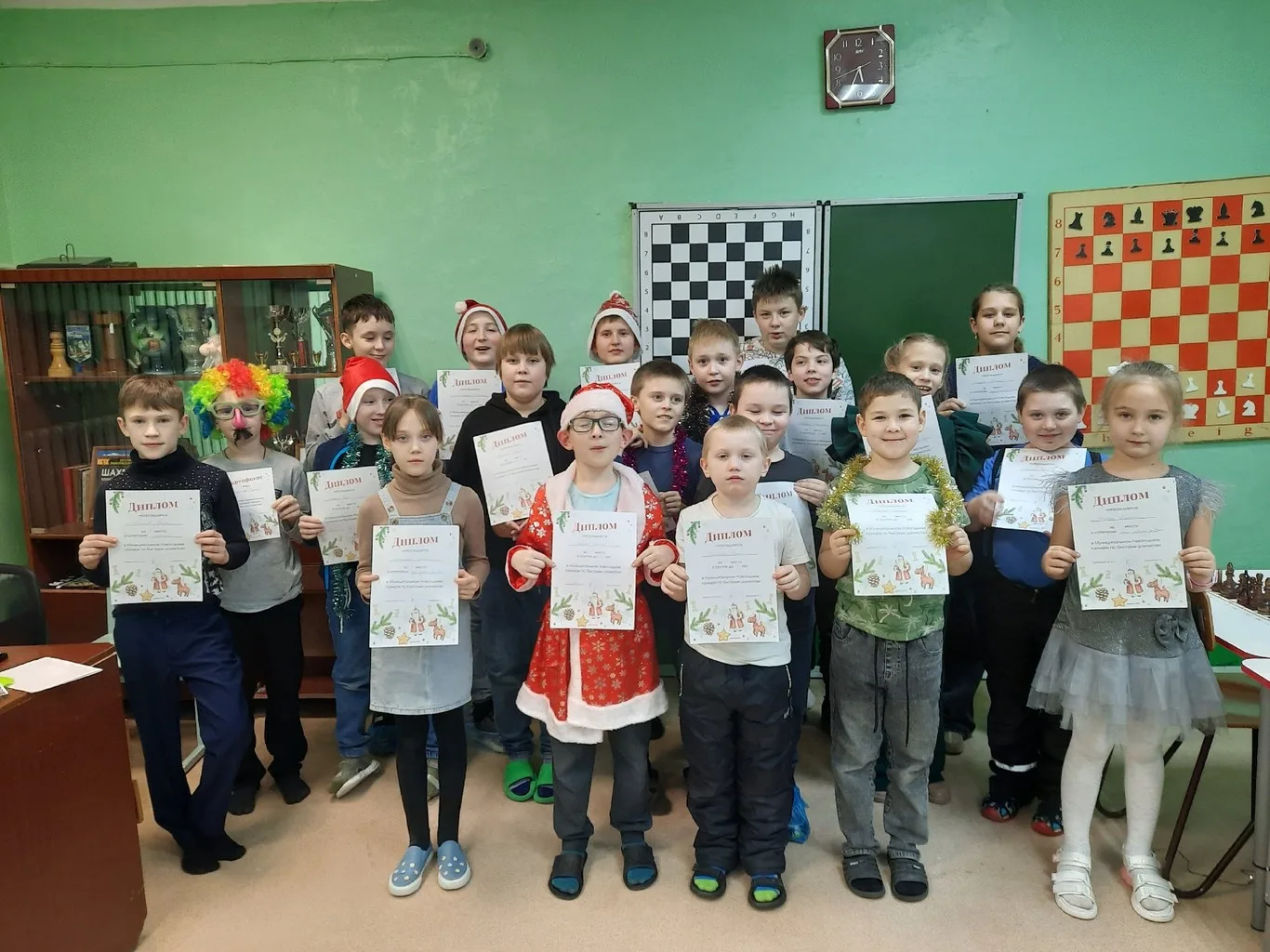 ​​19.12.2025 г. МАУ ДО "ДЮЦ" г. В-Тагил Муниципальный новогодний турнир по быстрым шахматам