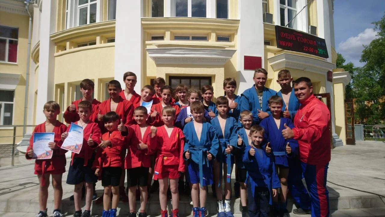 15 июня Лично-командный турнир по САМБО